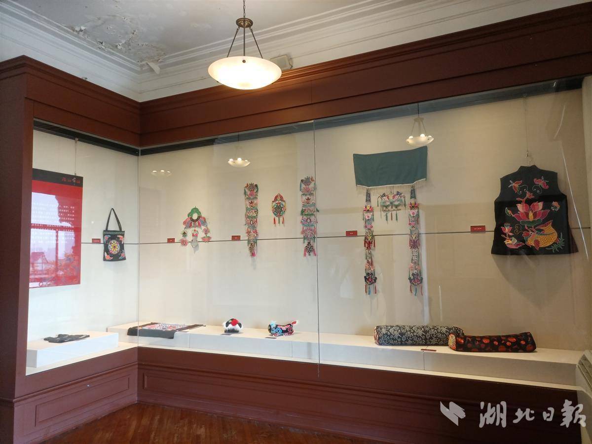 首存送彩金平台